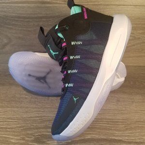 Jordan Jumpman 2020 Size 8  Basketball BQ3449-005